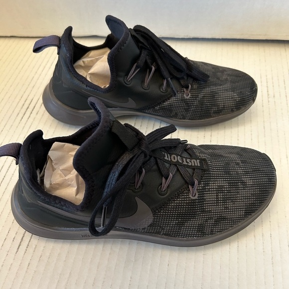 Nike Free TR 8 Flock women’s athletic running sneaker shoes thunder grey Sz-7. L - Picture 2 of 11